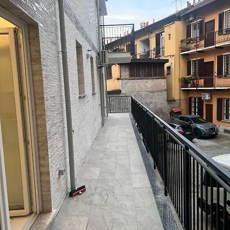 San Siro Apartment *